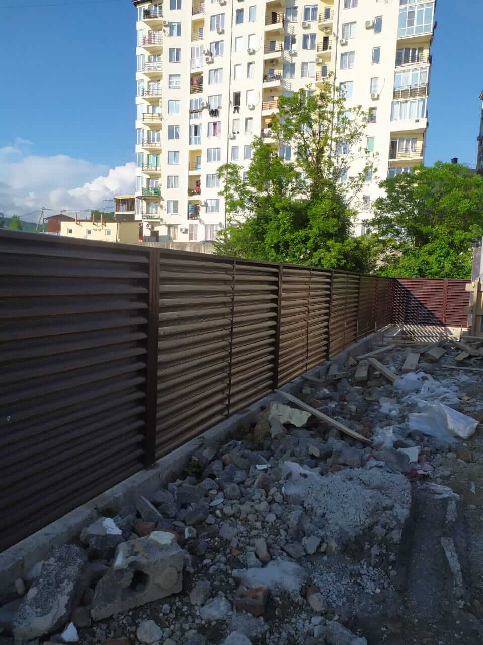 Забор-жалюзи 140м RAL8017 Шоколад фото1 в Туркестане