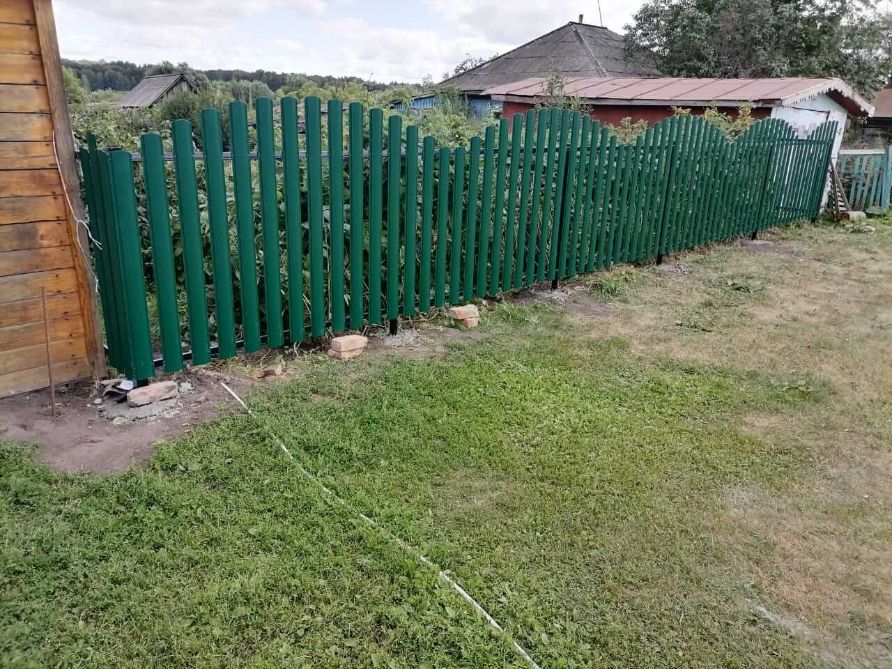 забор из штакетника Зеленый Мох фото1 в Туркестане