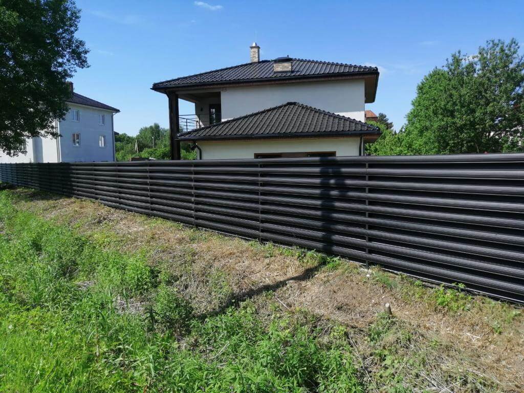 забор из штакетника Черный Стальной Бархат фото4 в Туркестане