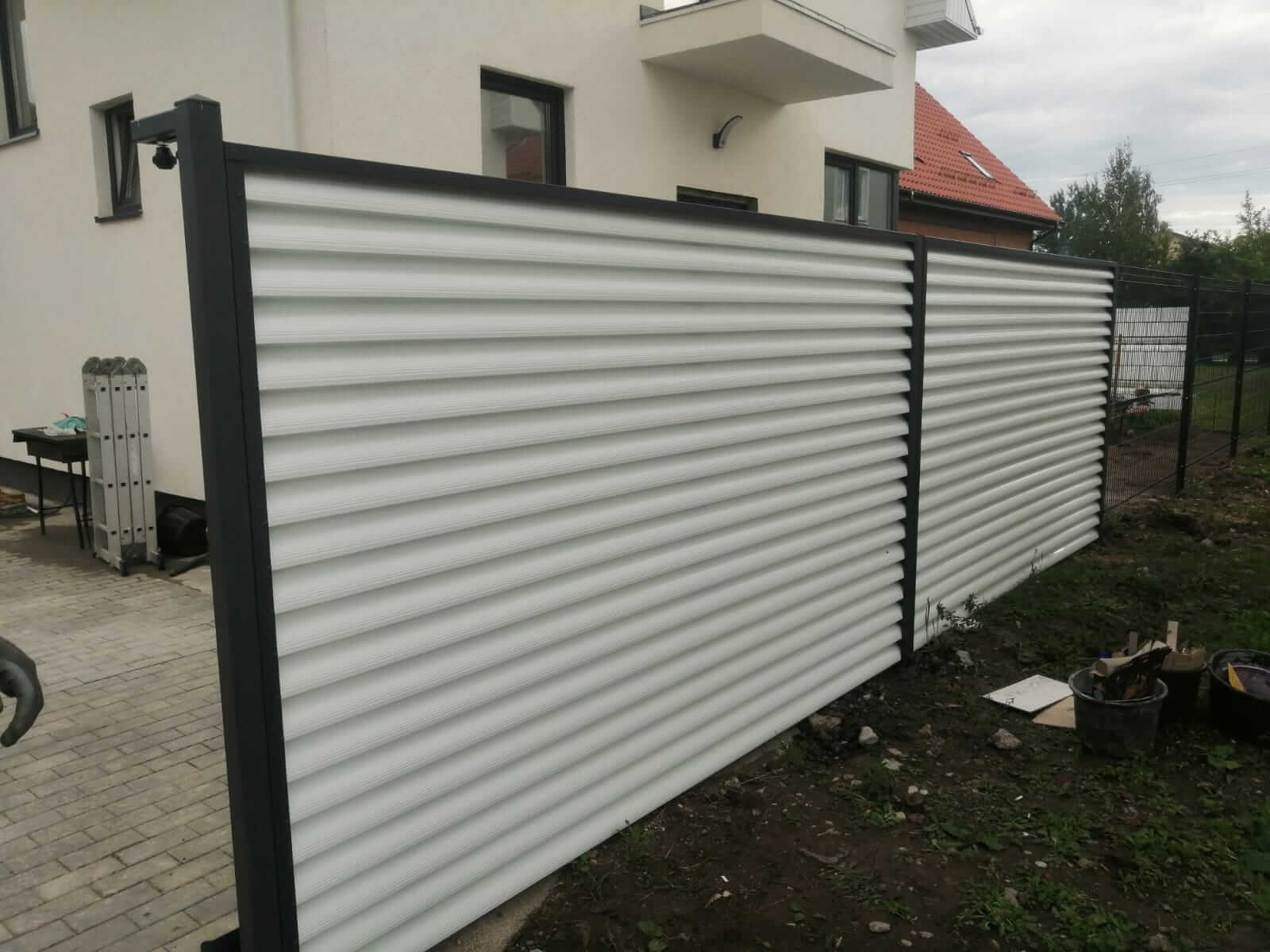 забор-жалюзи белый двухсторонний фото10 в Туркестане