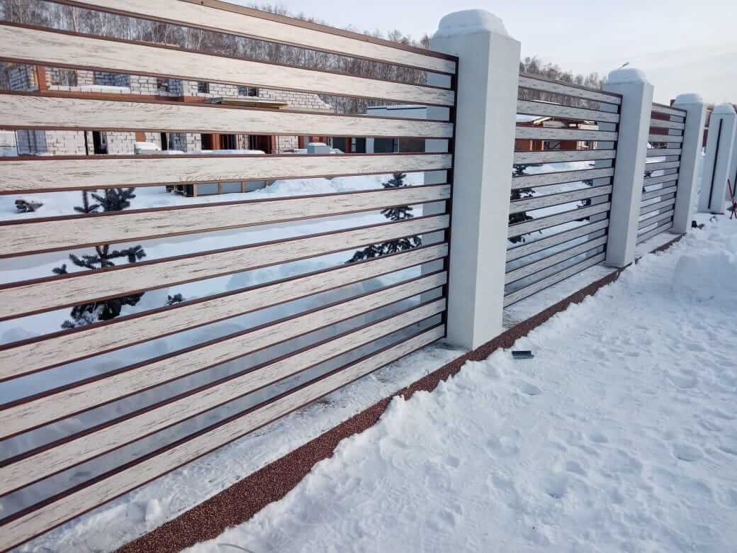 забор-ранчо из металлопланкена 130м каштан красный + беленый дуб фото1 в Туркестане