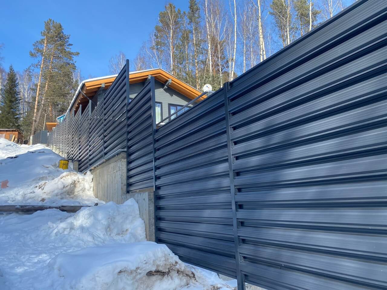 забор из штакетника 130м ral7024/7024 серый графит фото5 в Туркестане