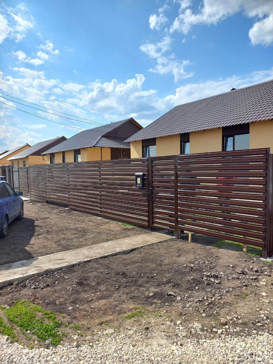 Забор-ранчо из широкого штакетника 24м RAL8017/8017 Шоколад двусторонний в Туркестане
