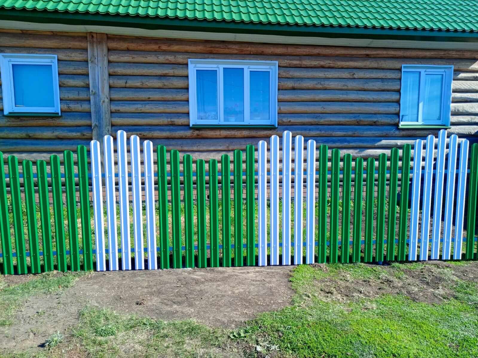 Забор из штакетника 18м в двух цветах RAL9003 Белый + RAL6029 Зеленая Мята в Туркестане