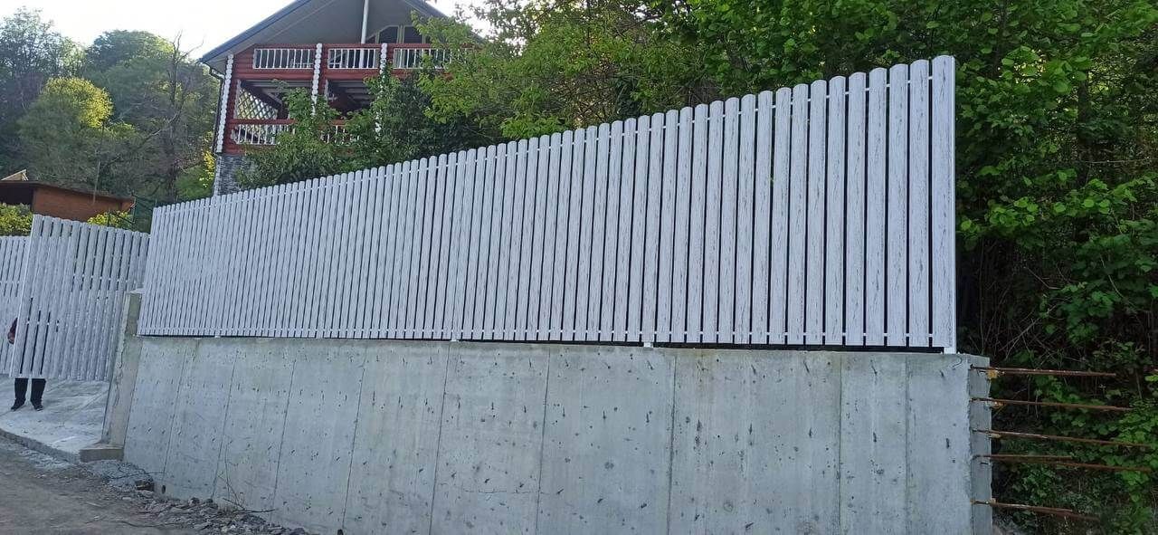 Забор из штакетника 41м в оттенке под дерево Беленый Дуб 2xPrintech двусторонний фото 9 в Туркестане