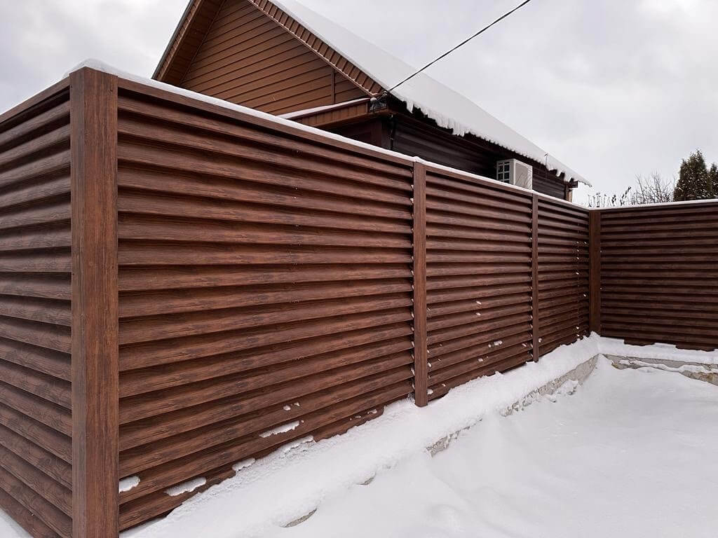 Забор-жалюзи из ламелей еврожалюзи 43м Каштан Printech фото 5 в Туркестане