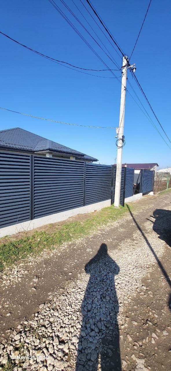 Забор из ламелей еврожалюзи 30м RAL7024/7024 Серый Графит двусторонний фото 1 в Туркестане