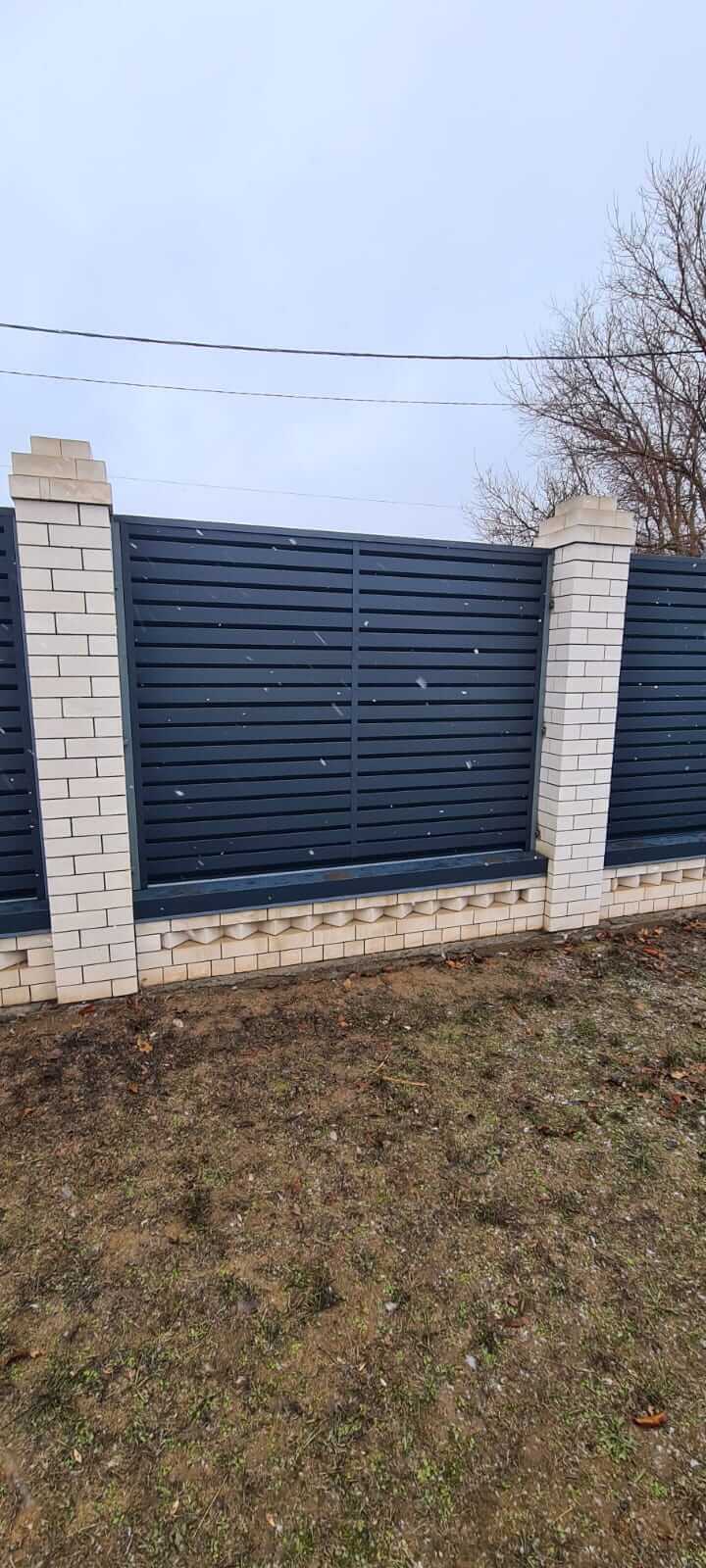 Забор-жалюзи из ламелей Хай-Тек 23м RAL7024/7024 Серый Графит двусторонний МАТТЕ фото 1 в Туркестане
