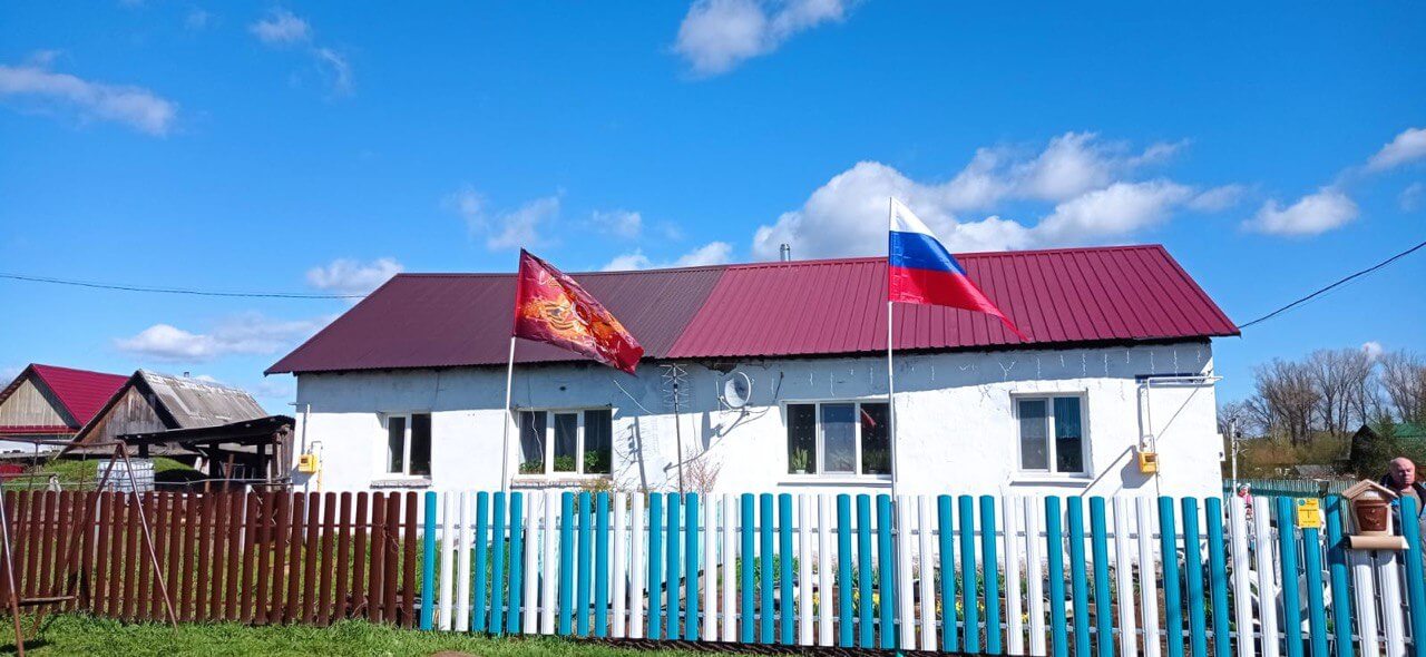 Забор из евроштакетника 16м RAL5021 Морская Волна, RAL9003 Белый в Туркестане