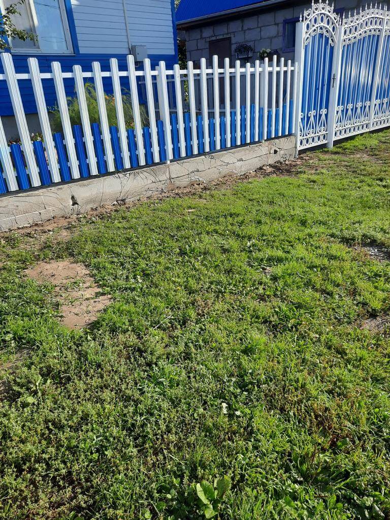 Забор из евроштакетника 14м RAL9003 Белый, RAL5005 Синий Сигнал фото 3 в Туркестане