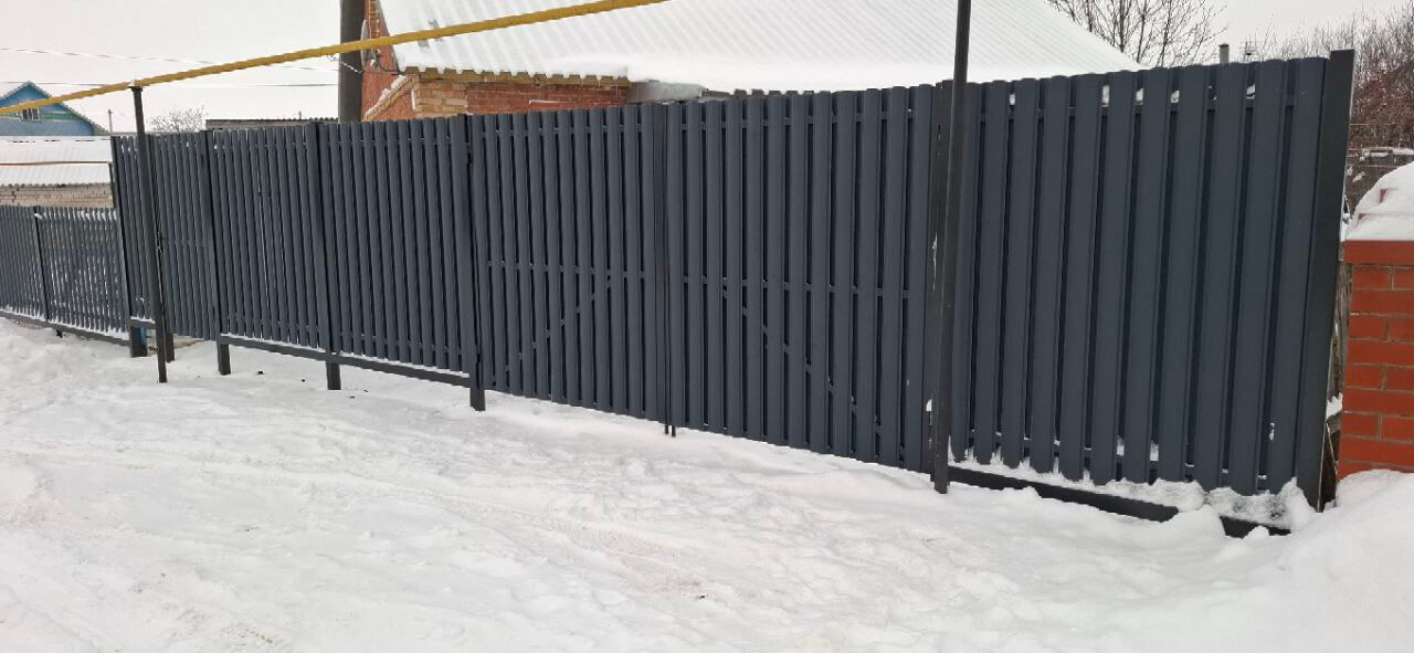 Забор из евроштакетника 27м RAL7024 Серый Графит МАТТЕ в Туркестане